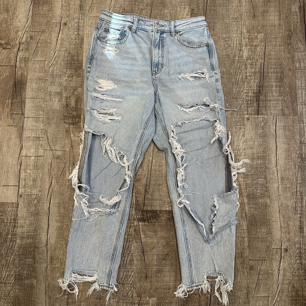 COPY - American Eagle Outfitters Light Blue High Rise Distressed Jeans